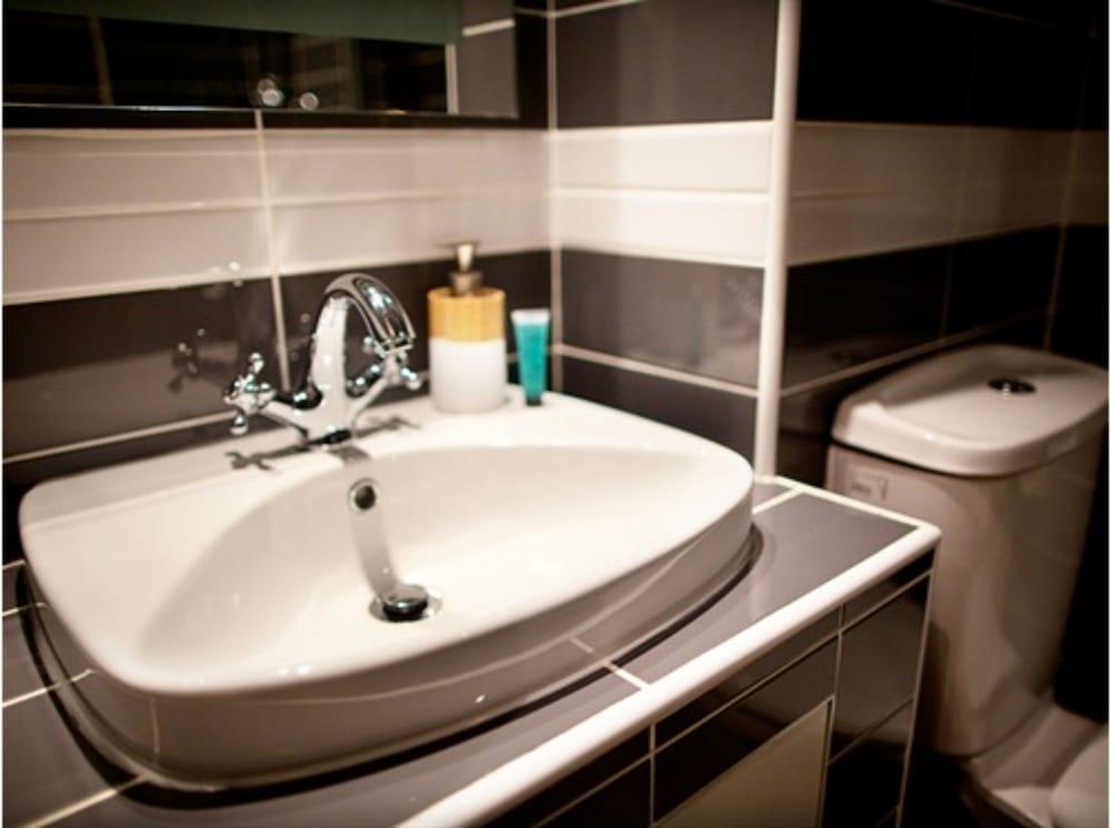 Belle Cour Hotel London Exterior photo